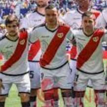 Tomás