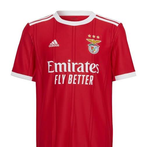 Lucas Barrios - 13