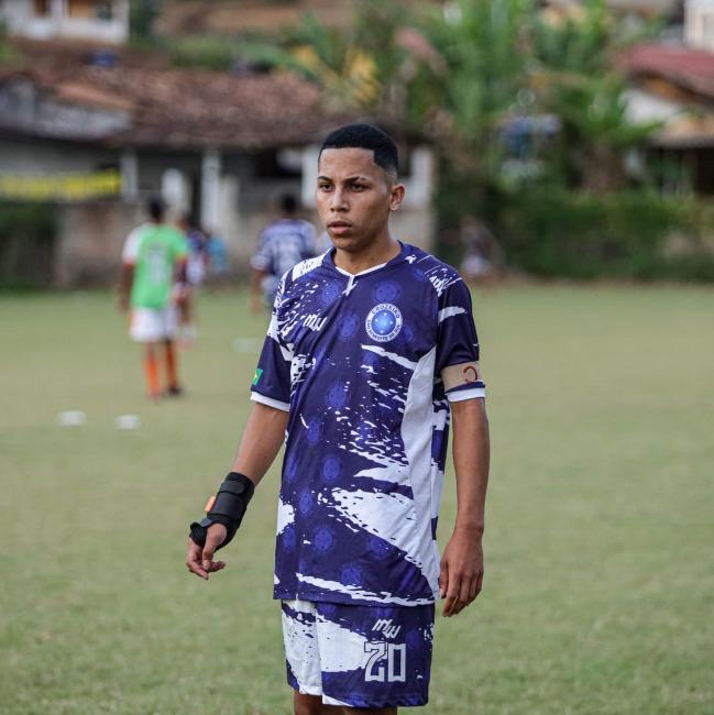 DOUGLAS LUIZ