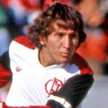 Zico(58🏟45⚽️16🅰️)🏆+🏆🌎