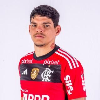 Ayrton Lucas