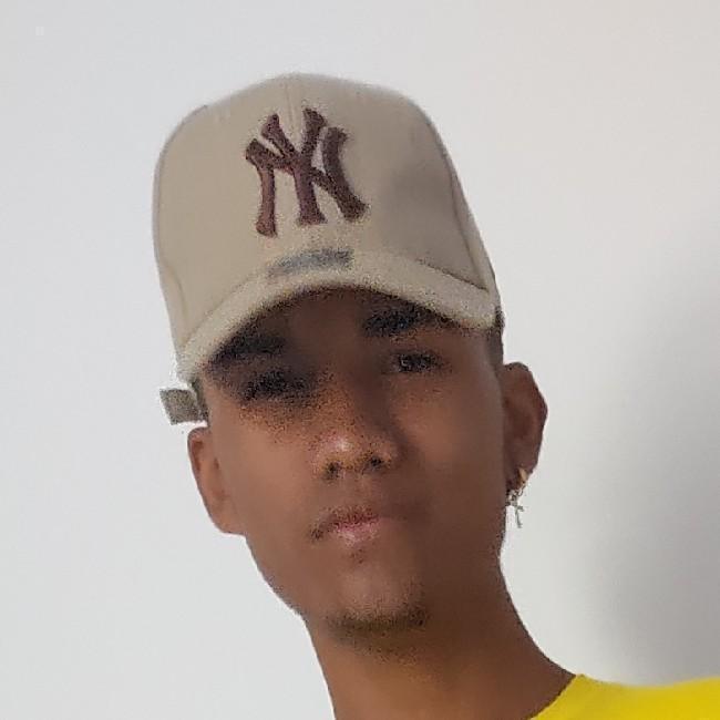 Everechi Ezee