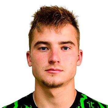 Максим Петров