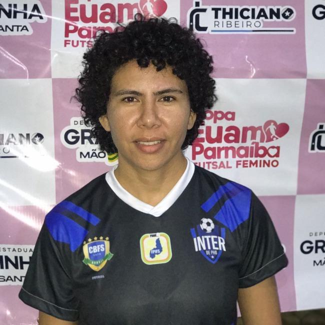 Gabriela Pires Carvalho