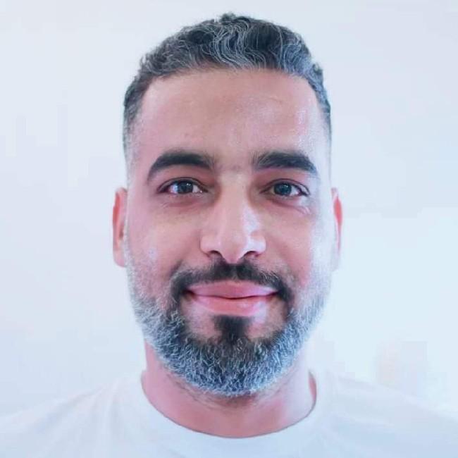 معز المجنون