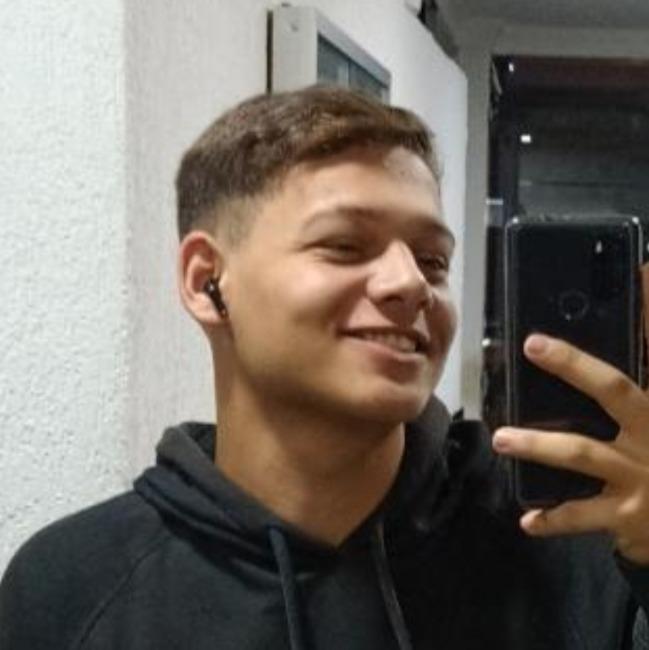 GILSON JÚNIOR GOMES DA SILVA