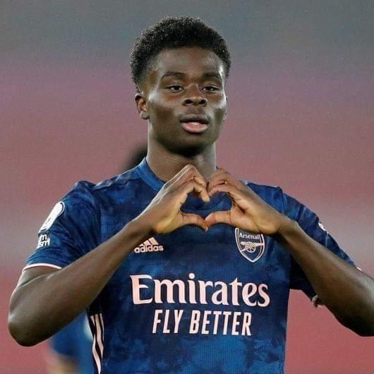 Bukayo Saka🏴󠁧󠁢󠁥󠁮󠁧󠁿