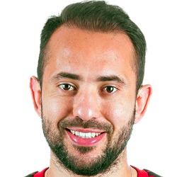 Everton Ribeiro