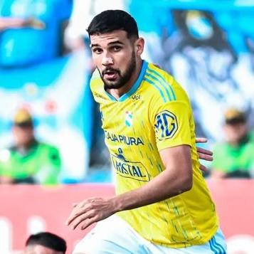Renato Solís