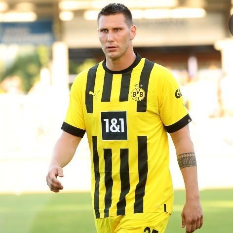 Niklas Süle