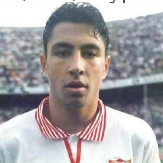José