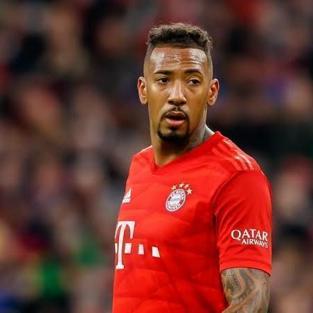 02. J. Boateng
