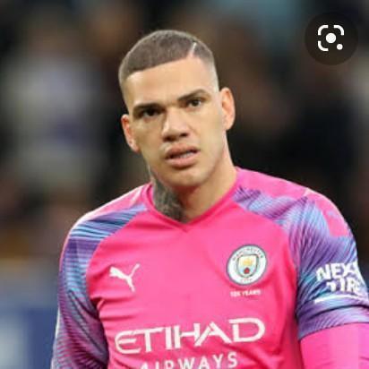 01. Ederson