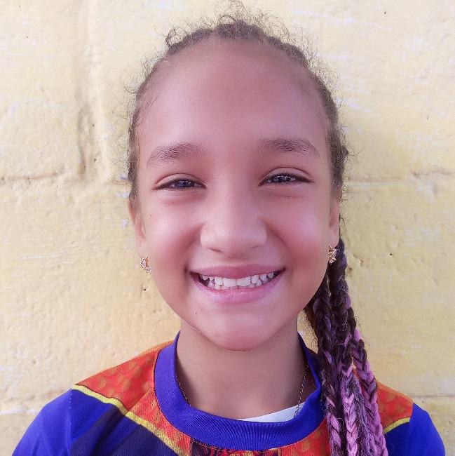 ANTONELLA VALENTIA CRUZE ESQUEDA