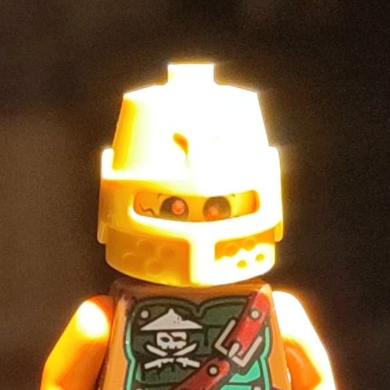 Scary Lee Lantern