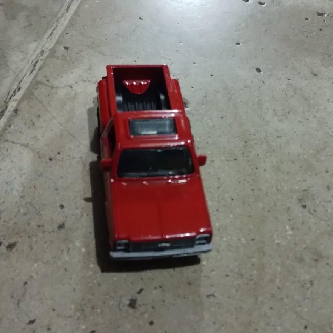 Camioneta roja