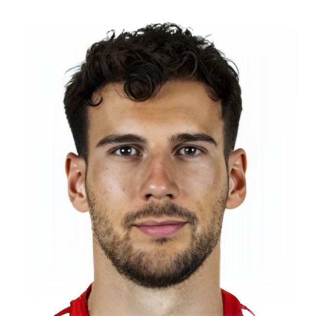 L. Goretzka