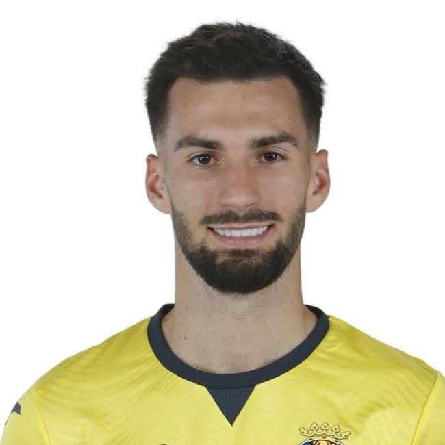 Á. Baena