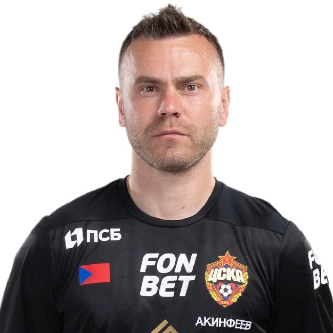 Игорь Акинфеев