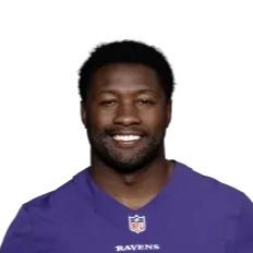 MLB1) Roquan Smith