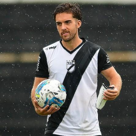 Guillermo May