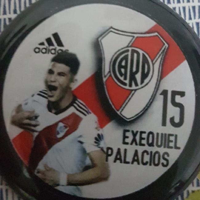 15 Exequiel Palacios