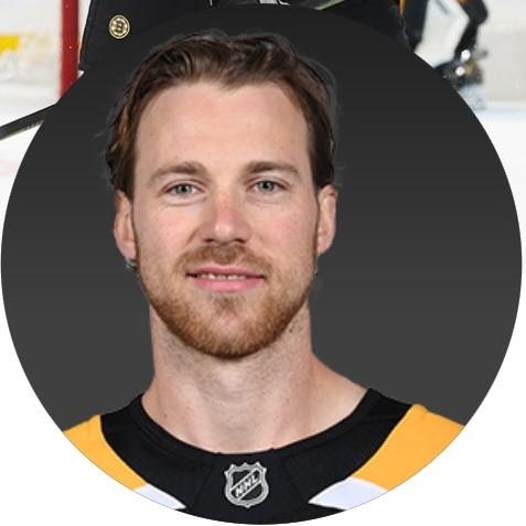 Elias Lindholm