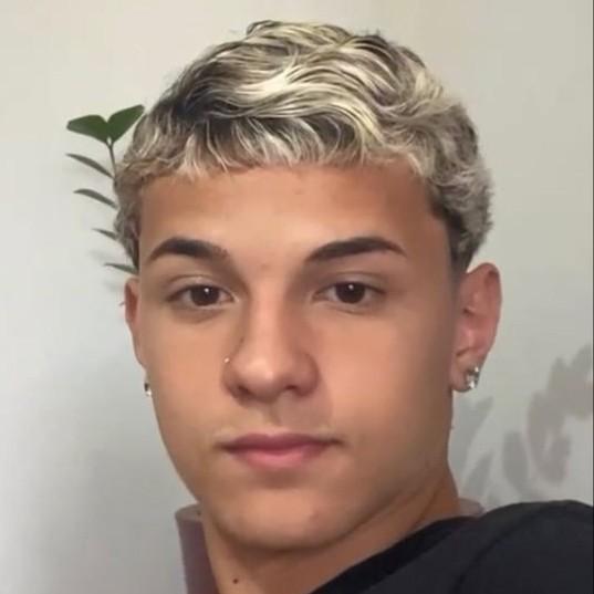 IVÁN GOVEA