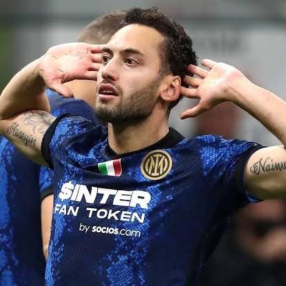 Hakan çalhanoglu