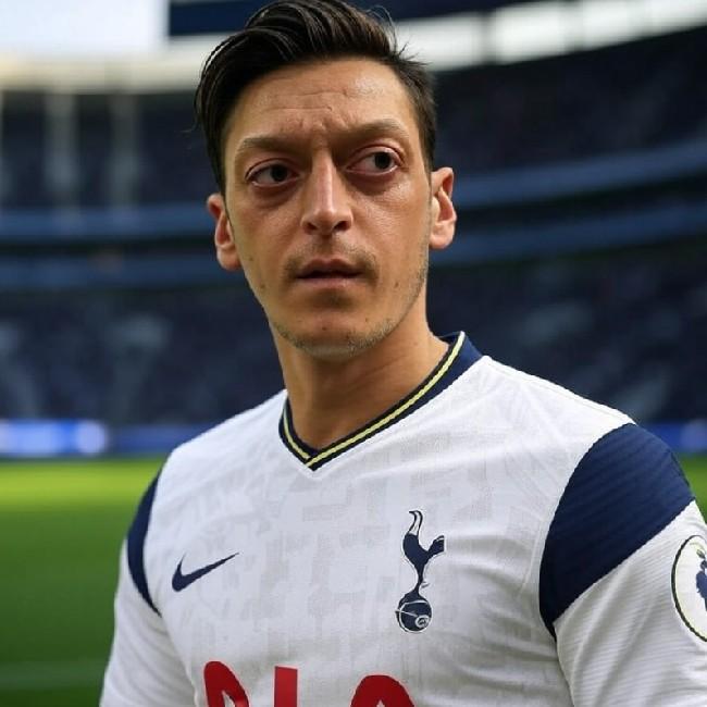 Mesut Özil