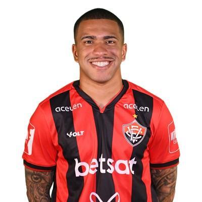 Lucas Esteves