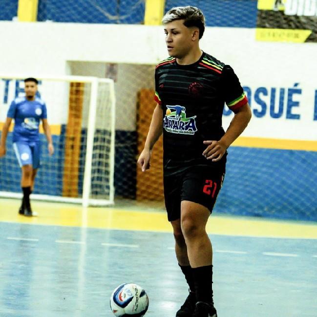 Juninho de arara