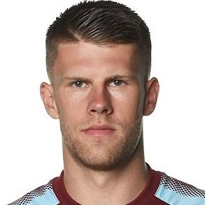 🇮🇸 J. Guðmundsson