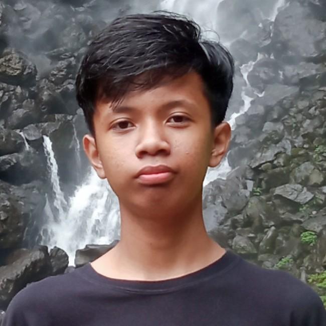 Adryn Khoers
