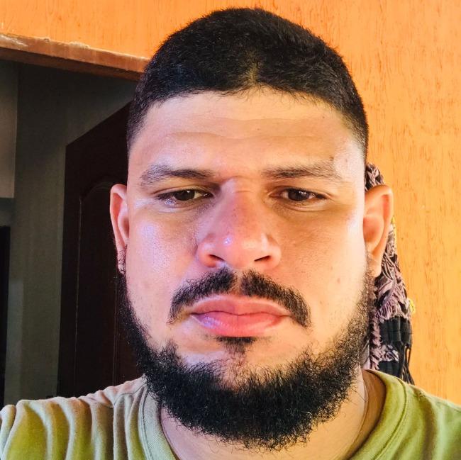 DOUGLAS VINICIUS MARTINS DE SÁ - PREPARADOR FÍSICA