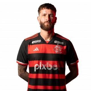 LÉO PEREIRA