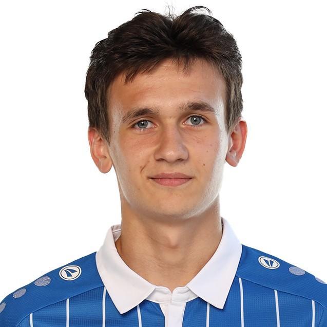Яшков Артём