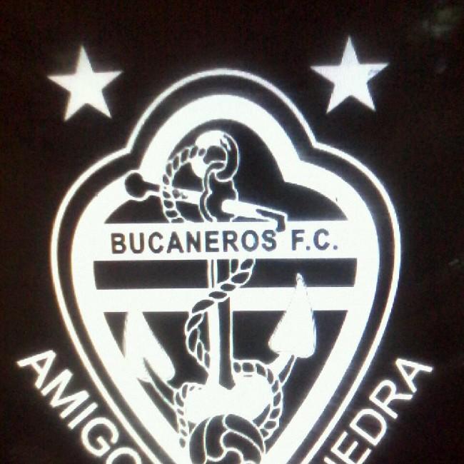 BUCANEROS