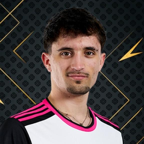 Iván Pérez