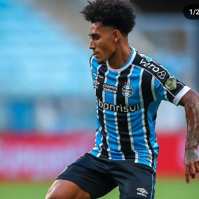 Du Queiroz