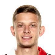 Sebastian Szymański