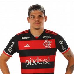 Ayrton Lucas