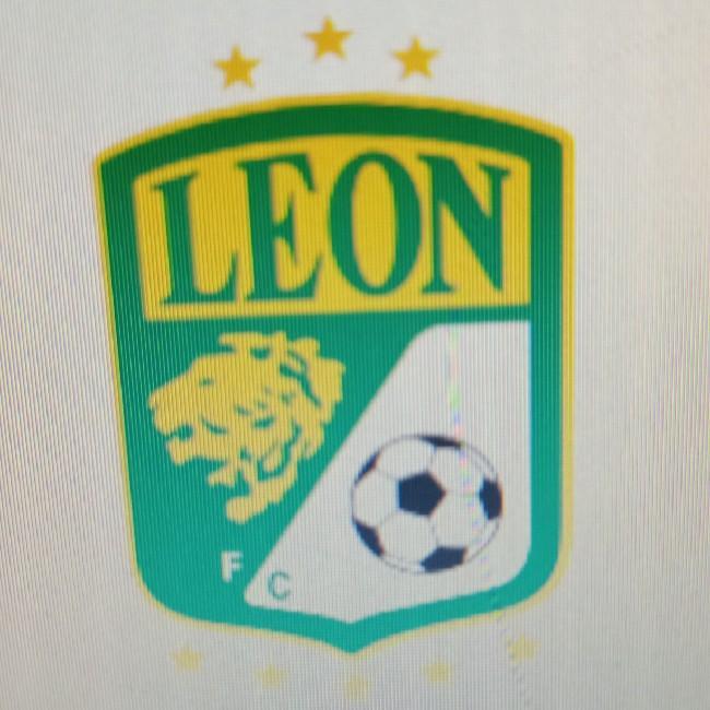 León