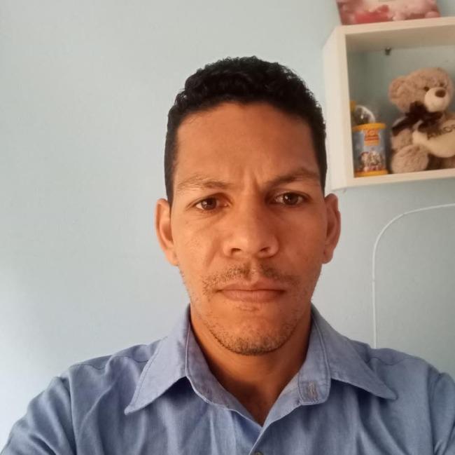DEIVISON ALMEIDA DE OLIVEIRA