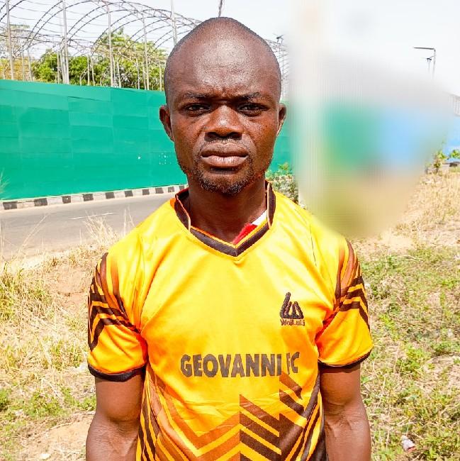 Onwe Chukwuka (Deco).
