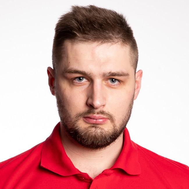 Антон Минаков