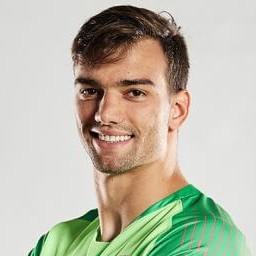 1 Léo Jardim