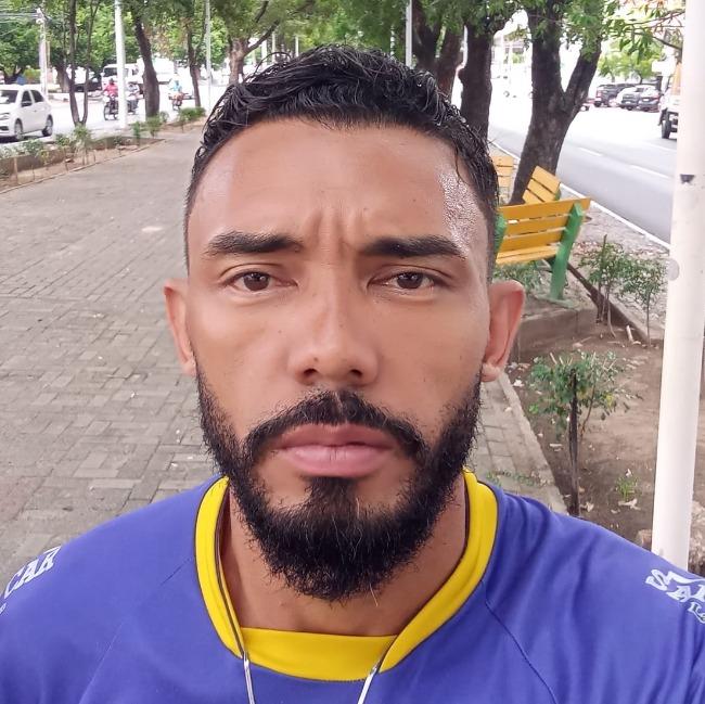 ELTON RODRIGUES LIMA
