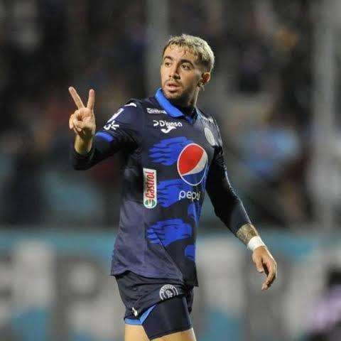 Agustín Auzmendi 🇦🇷