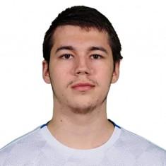 Артем Исаев